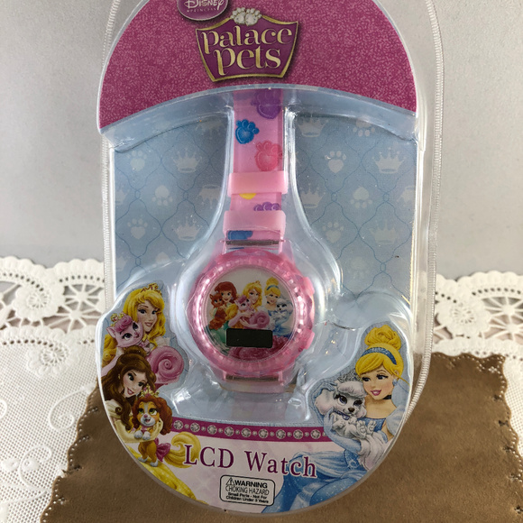 Vintage Disney Palace Pets LCD Watch - Picture 2 of 3